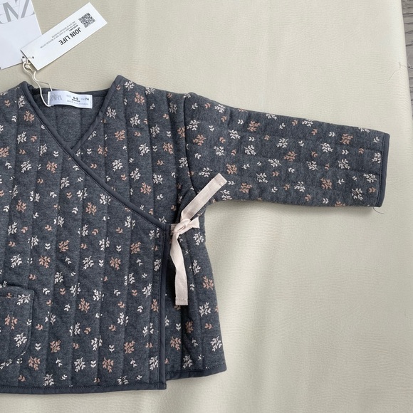 Zara Baby Wrap Jacket 3-6month & 6-9month - Picture 3 of 11